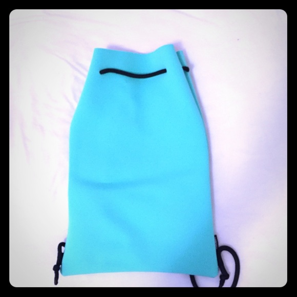 TRIANGL neoprene backpack pink interior