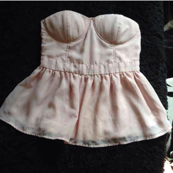 Cute pink peplum top!SOLD
