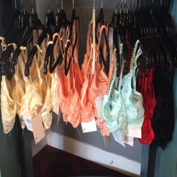 2 bralettes for @chiffonchic