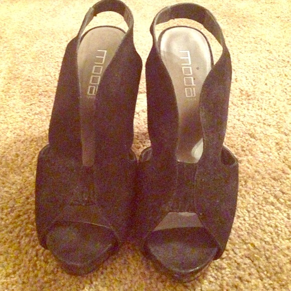 Black heel☀️