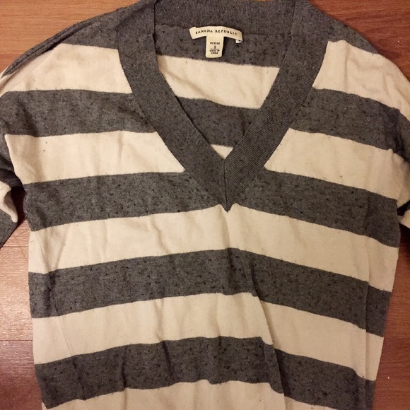 Banana Republic Striped Sweater petite small - Picture 2 of 3