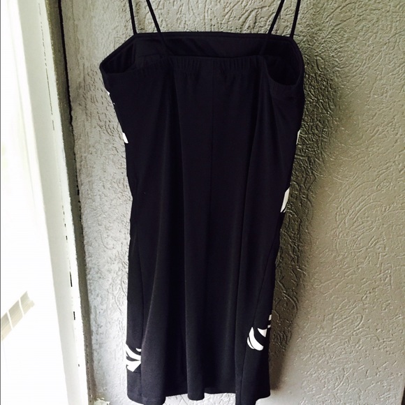 Zebra Dress - Picture 2 of 2