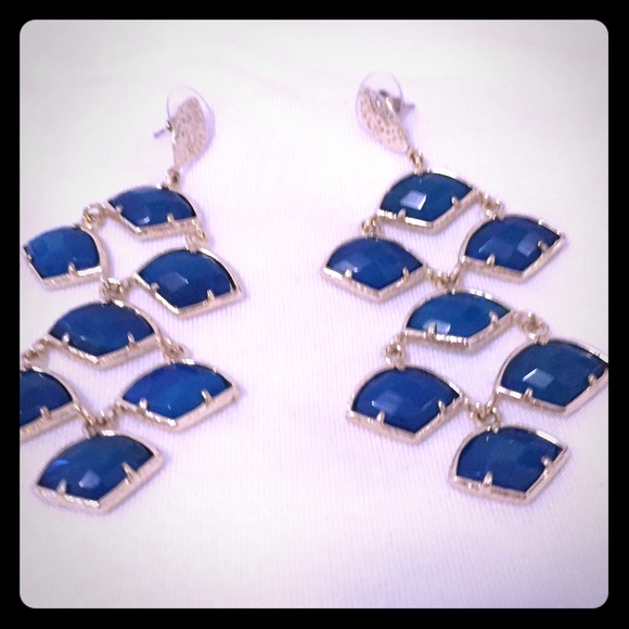 Navy blue Kendra Scott chandelier earrings