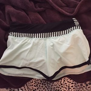 Lulu lemon groove shorts!!