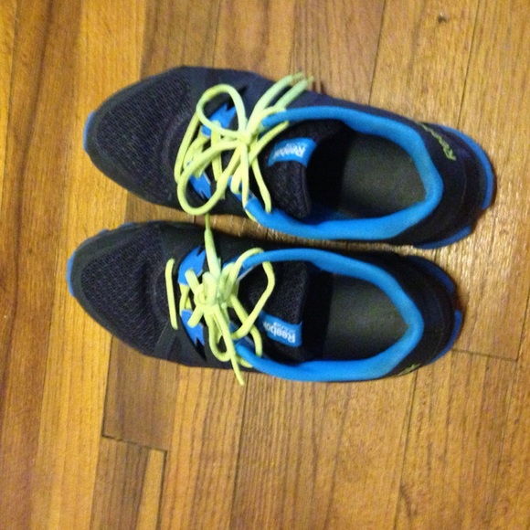 Running shoes