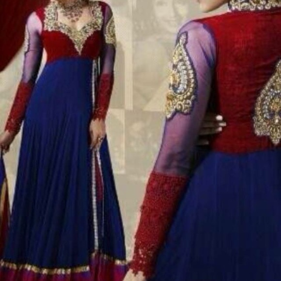 Pakistani suit