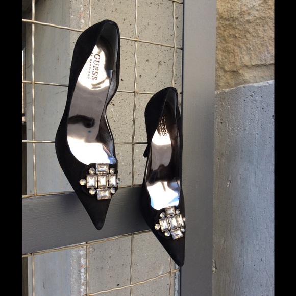 Beautiful Guess Heels