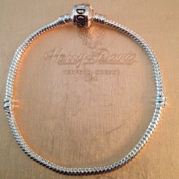 Sterling silver pandora inspired clasp bracelet