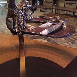 Zigi thong sandal with gold ankle chains