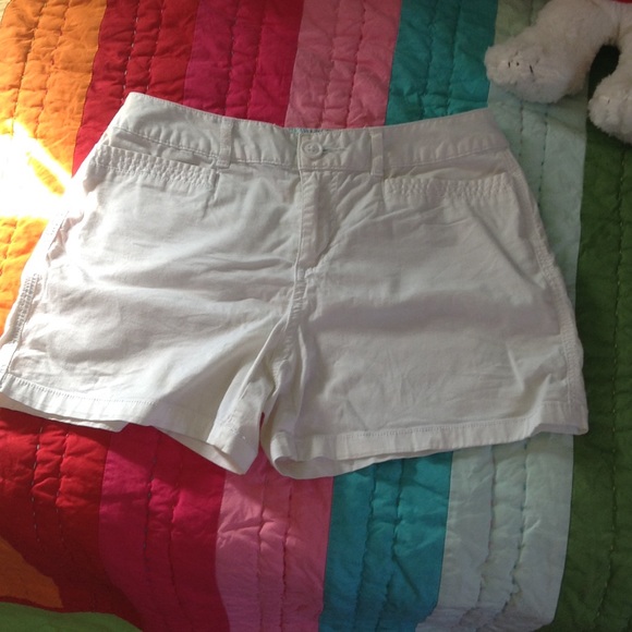 ⛵️St. John's Bay Petite Shorts⛵️