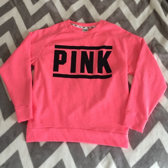 🚫 SOLD 🚫NWOT VS PINK Neon Pink Crewneck Hoodie - Picture 1 of 3