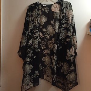 Floral Kimono NWT