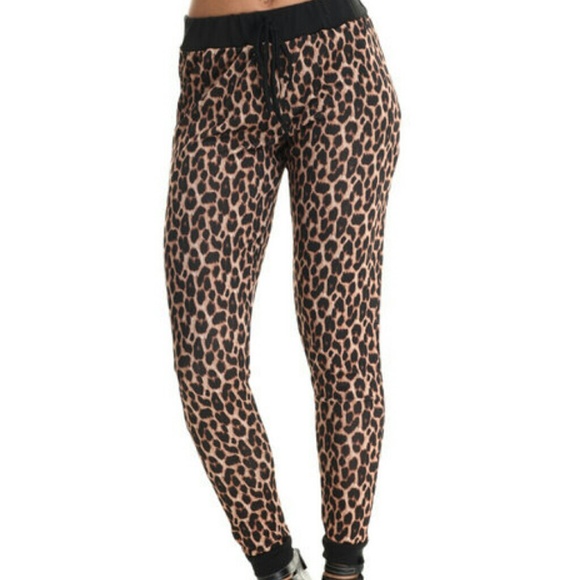 Ali&Kris cheetah/leopard jogger pants!