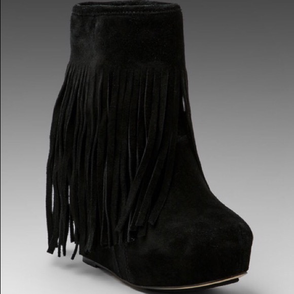 SOLD to Jeanine :) enjoy