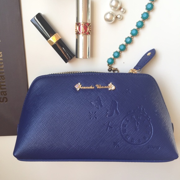 Samantha Thavasa  Accessories - 😻HP 4/14😻. Samantha Thavasa xDisney cosmetic bag