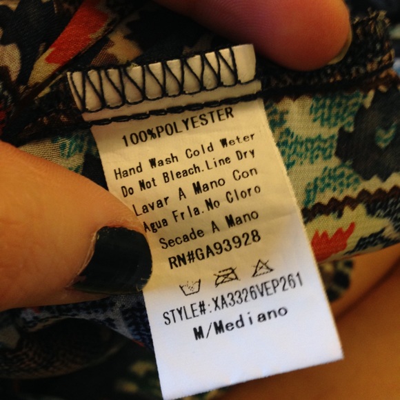 Printed/Aztec blouse - Picture 4 of 4