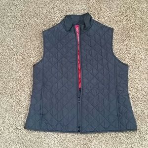 Thin quilted vest
