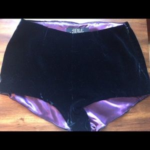 Idle Minds Velvet High-Waisted Shorts