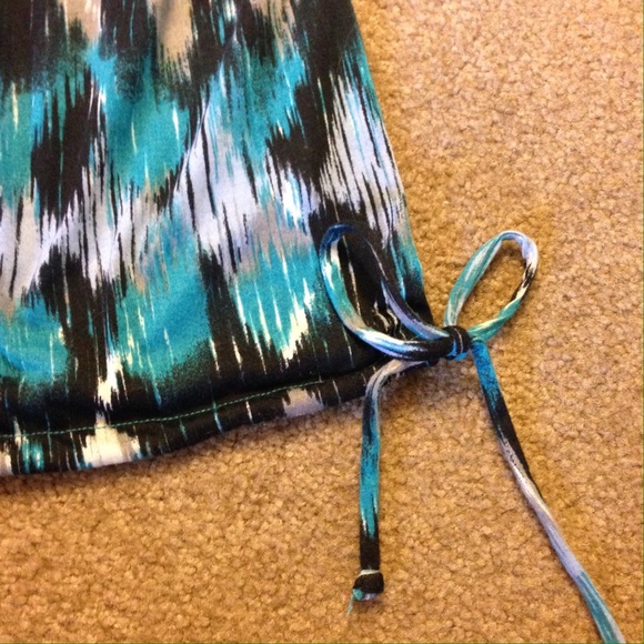 Blue/black printed tank - Picture 4 of 4