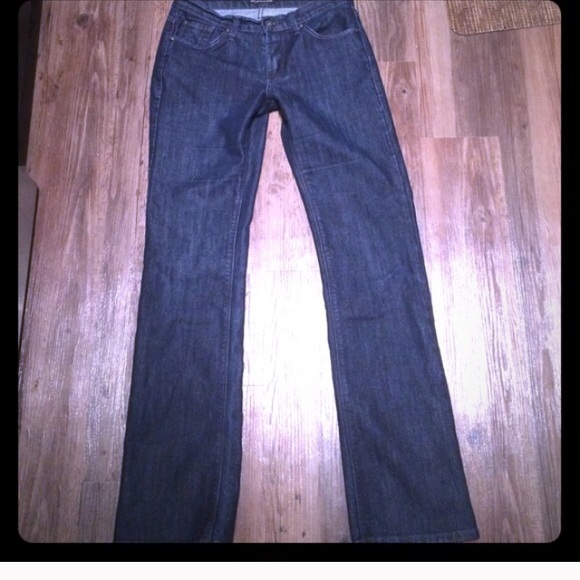 Bundle of Joe's and James jeans for @lisamaebaker