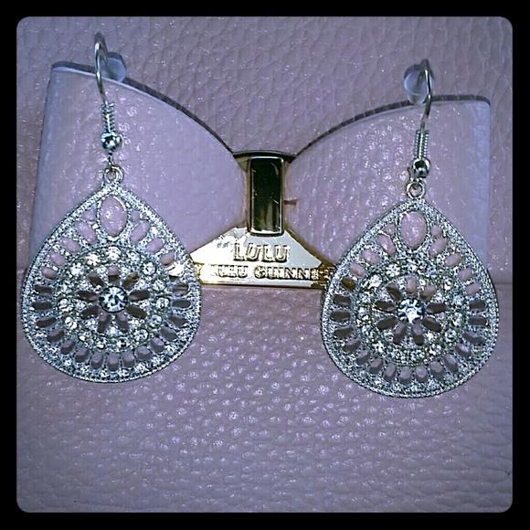 Earings
