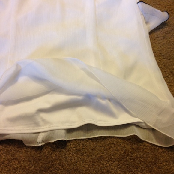 Rouged black and white top - Picture 4 of 4