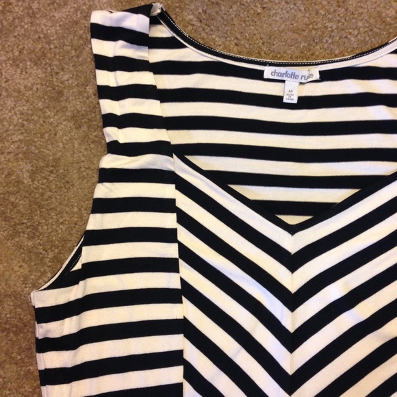Black and white striped skater dress - Picture 2 of 3