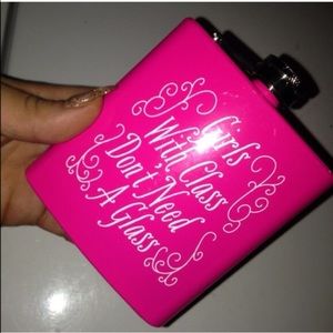 💋FLASH SALE 💋Pink flask