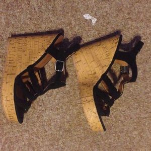 Black poppy wedges from pacsunVery great condition