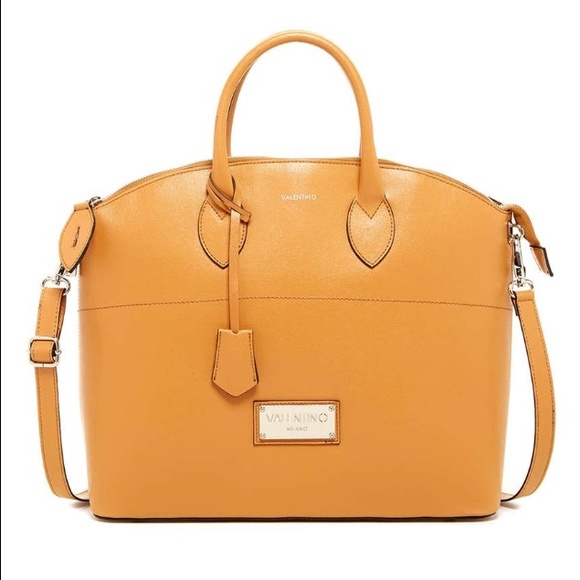 Valentino Handbags - Stunning Valentino satchel 💘💕Authentic