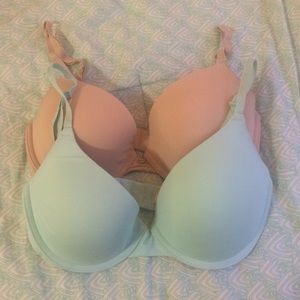 BUNDLE of pink bras