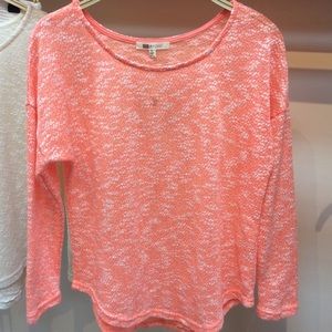 Top all size in S.M.L available.