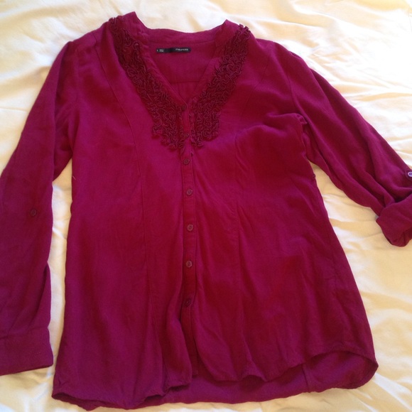 Wine button up