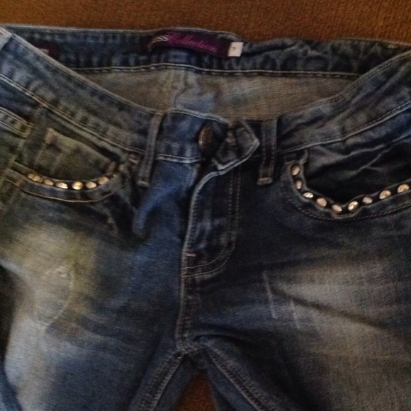 Jeans - Picture 2 of 4