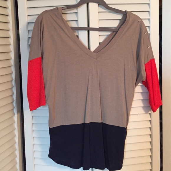 Tri-color Express Top