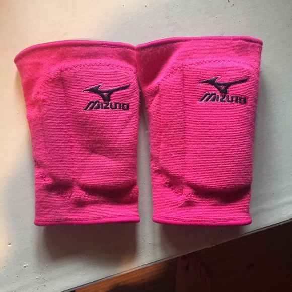 Volleyball knee pads