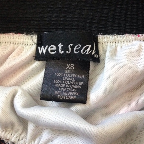 Floral Pattern High-Low Skirt - Picture 3 of 3