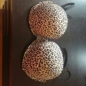 Pink bra 34 D strapless option