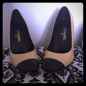 Vintage two tone chanel shoes size 40