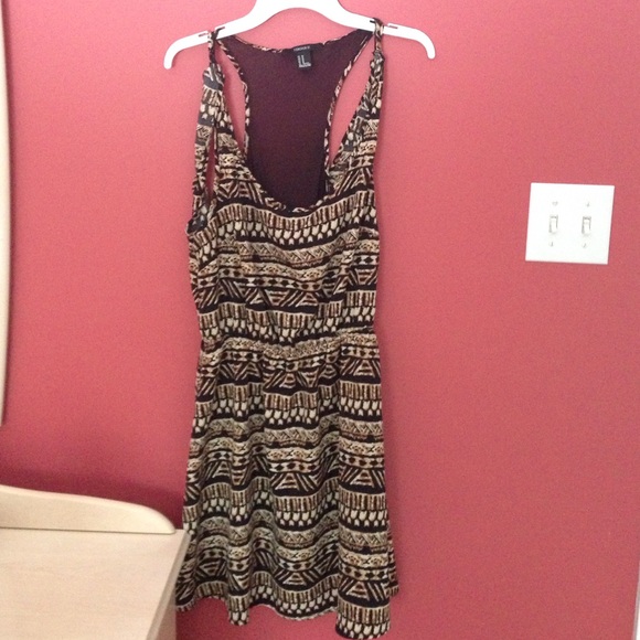 Forever 21 tribal print dress size M