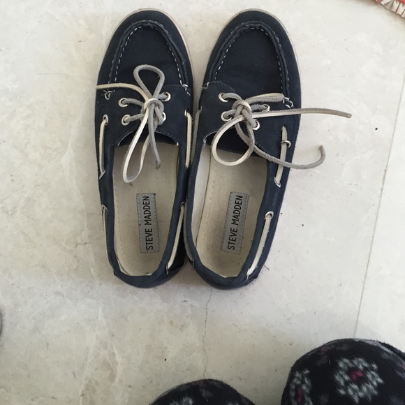 Steve Madden yachtt shoes