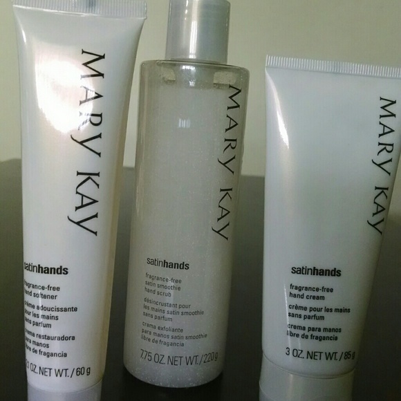 Mary Kay Satin Hands gift set