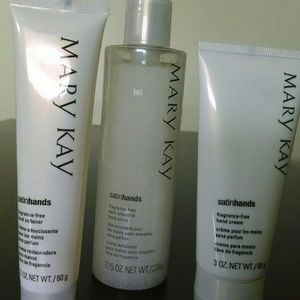 Mary Kay Satin Hands gift set