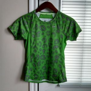 NWOT Nike Dri Fit Dry Top