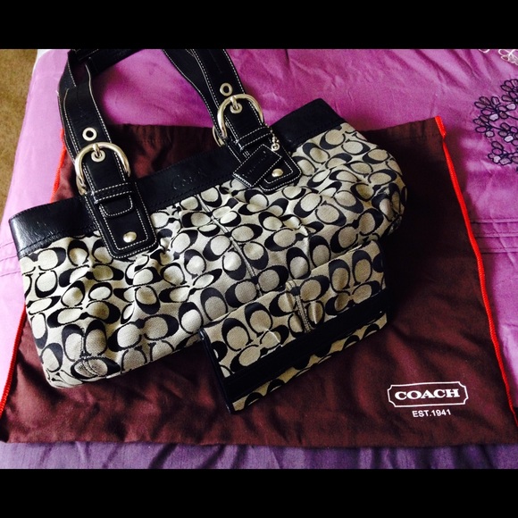 Large coach purse & wallet