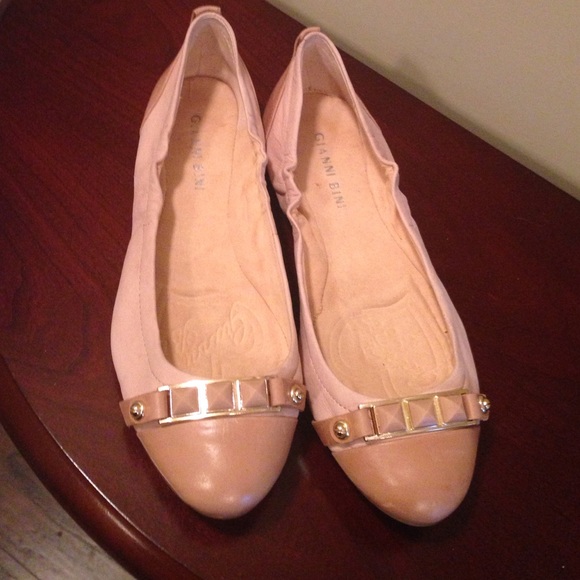 Gianni Bini Flats