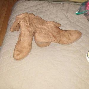 Brown boots