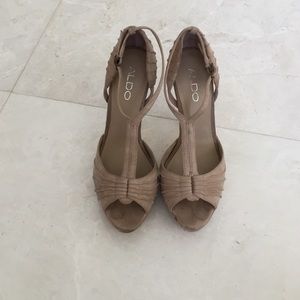 Aldo beige heels