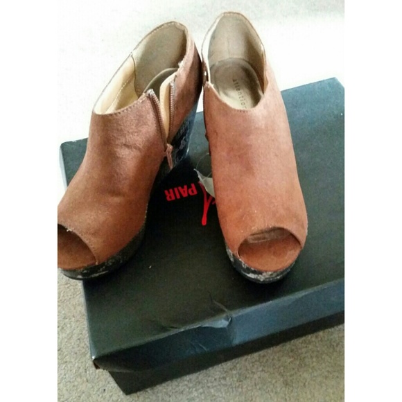 Wedges - Picture 2 of 4