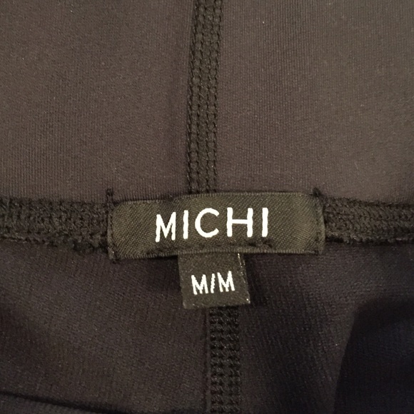 Miche workout capris - Picture 2 of 3